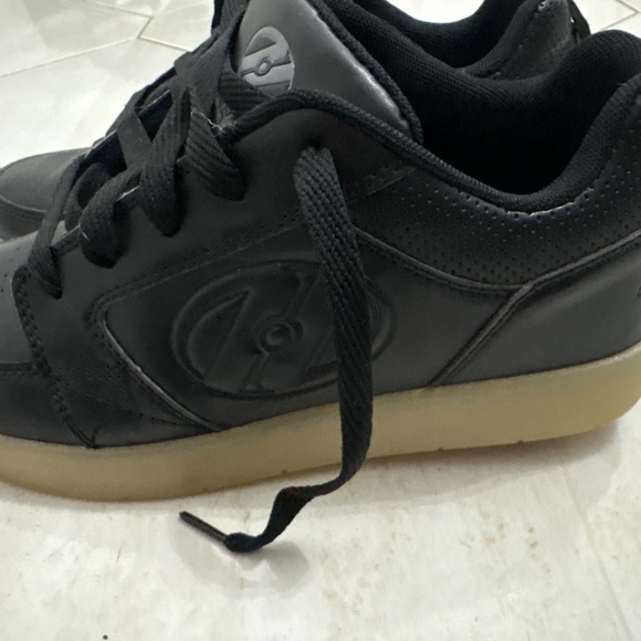 HEELYS - Picture 2 of 6